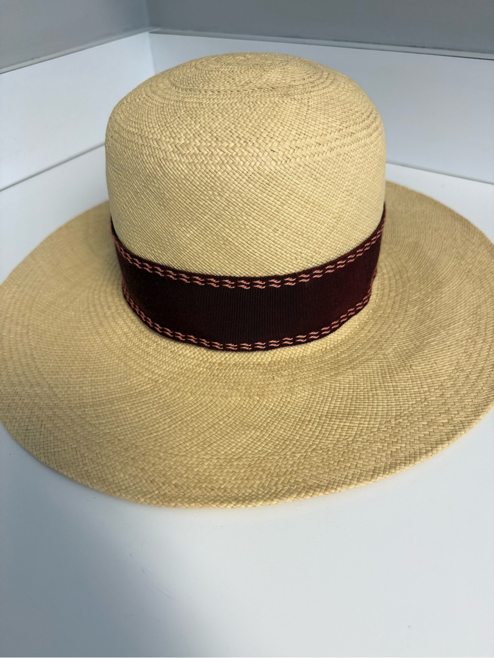 Hermès Natural Straw Sun Hat with Terracotta Trim - Picture 6 of 9